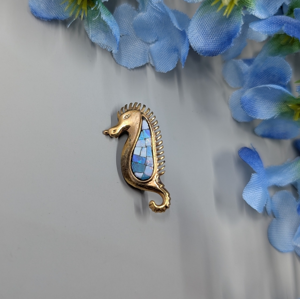 Genuine Opal And 925 Sterling Silver Vintage Seahorse Brooch